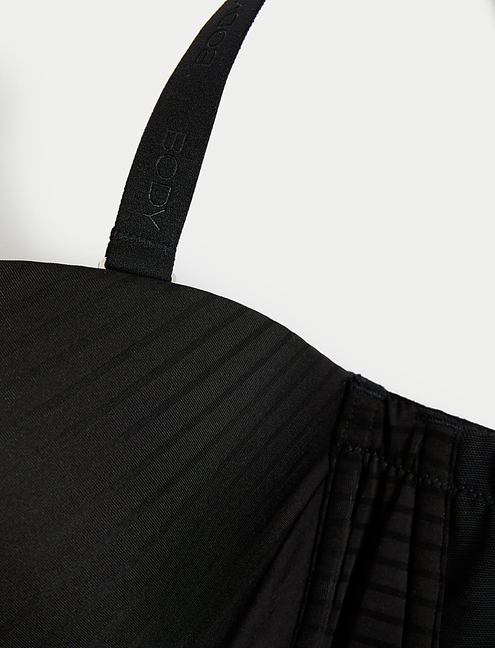 Body Define™ Wired Strapless Bra (F+)