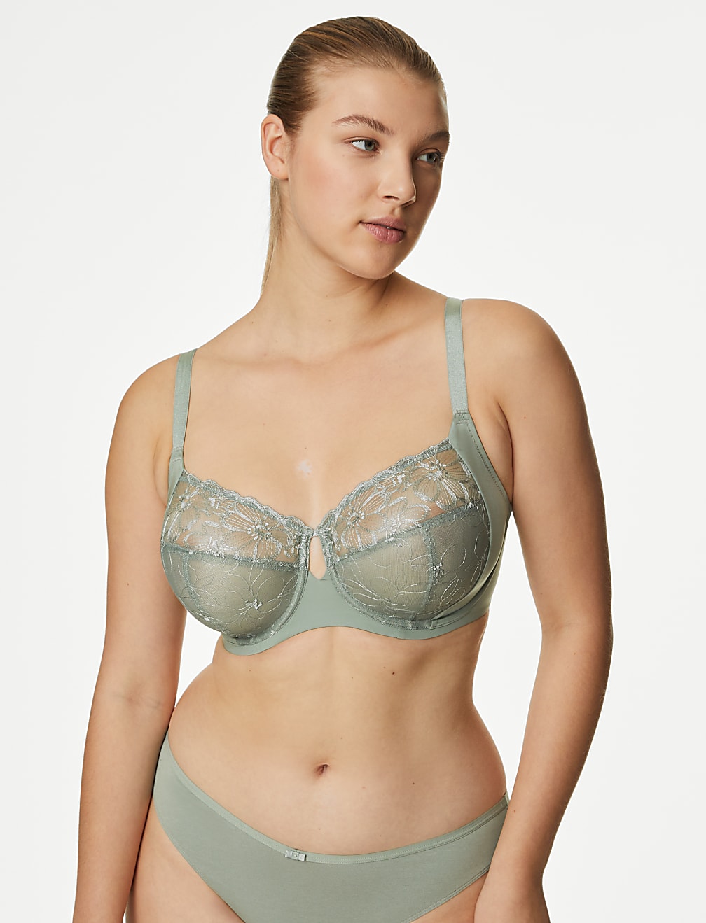 Embrace Wired Extra Support Bra F-J
