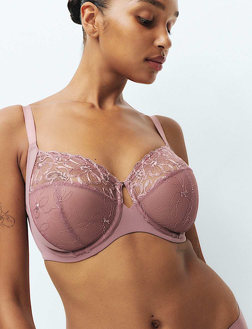Embrace Wired Extra Support Bra F-J