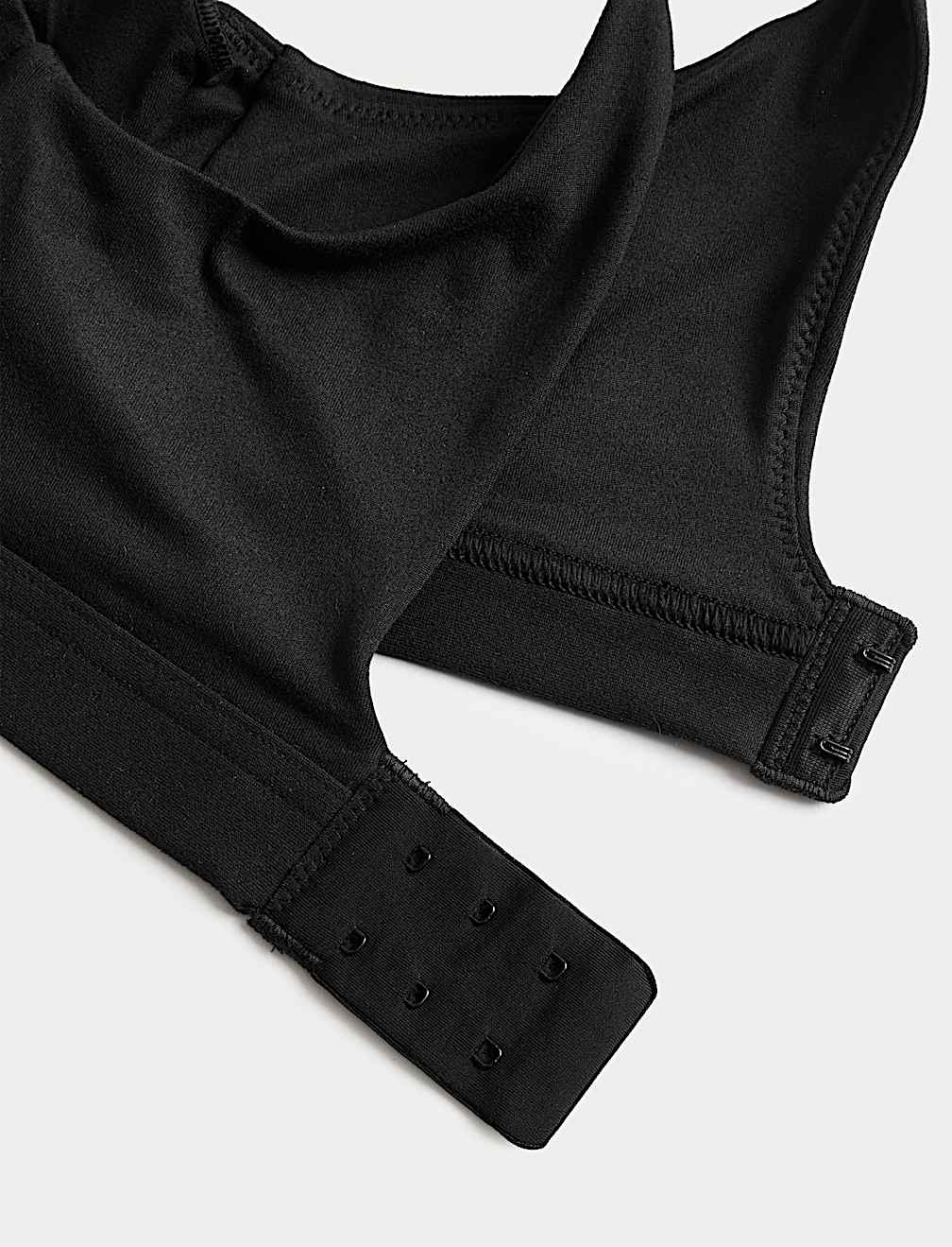 Low Impact Cross Over Sports Bra (A-E)