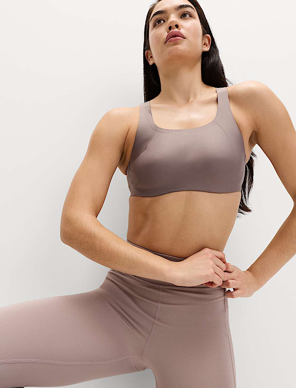 Ultimate Support Contoured Sports Bra A-H