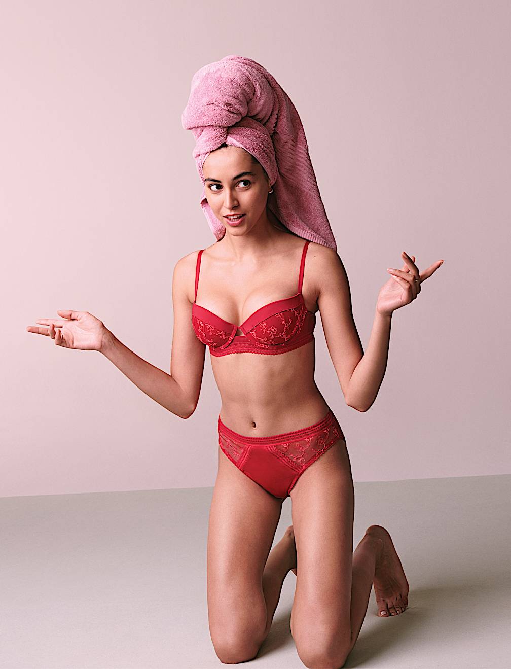 Archive Embroidery Wired Push-Up Balcony Bra A-E