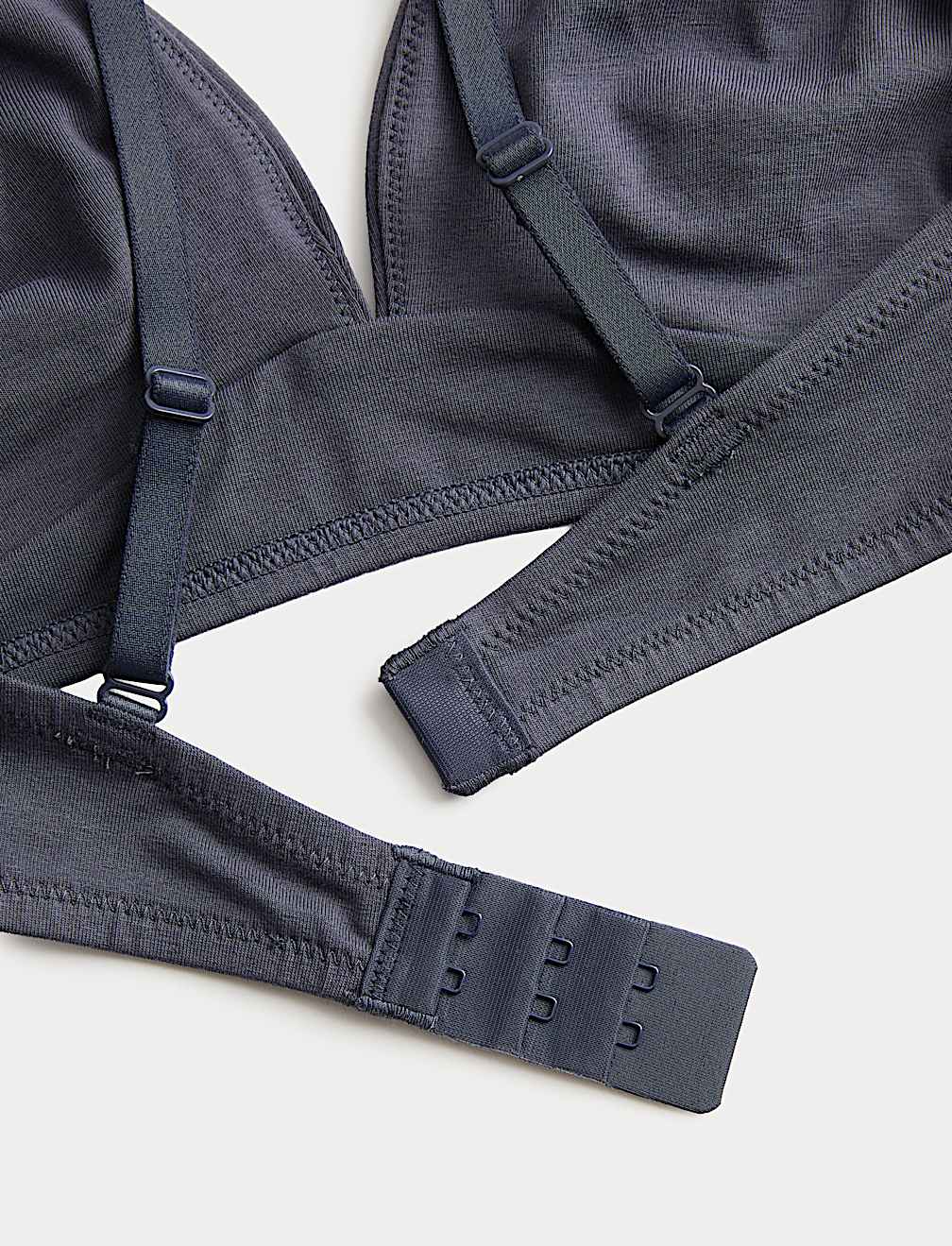 3 Pack Cotton Rich Non Wired Plunge Bras (A-E)