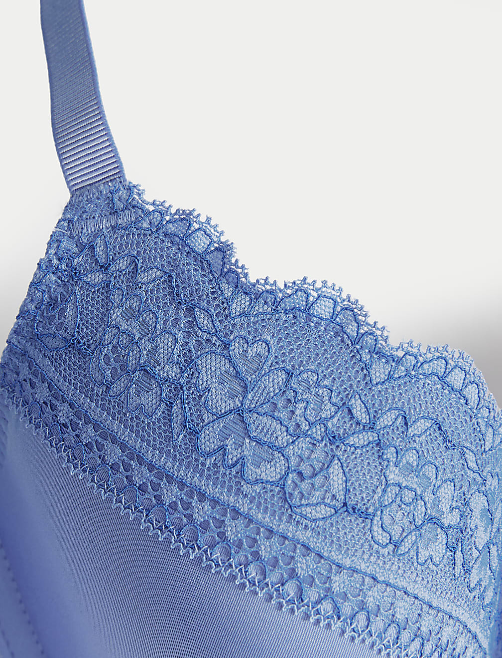 Lace Trim Padded Full Cup Bra