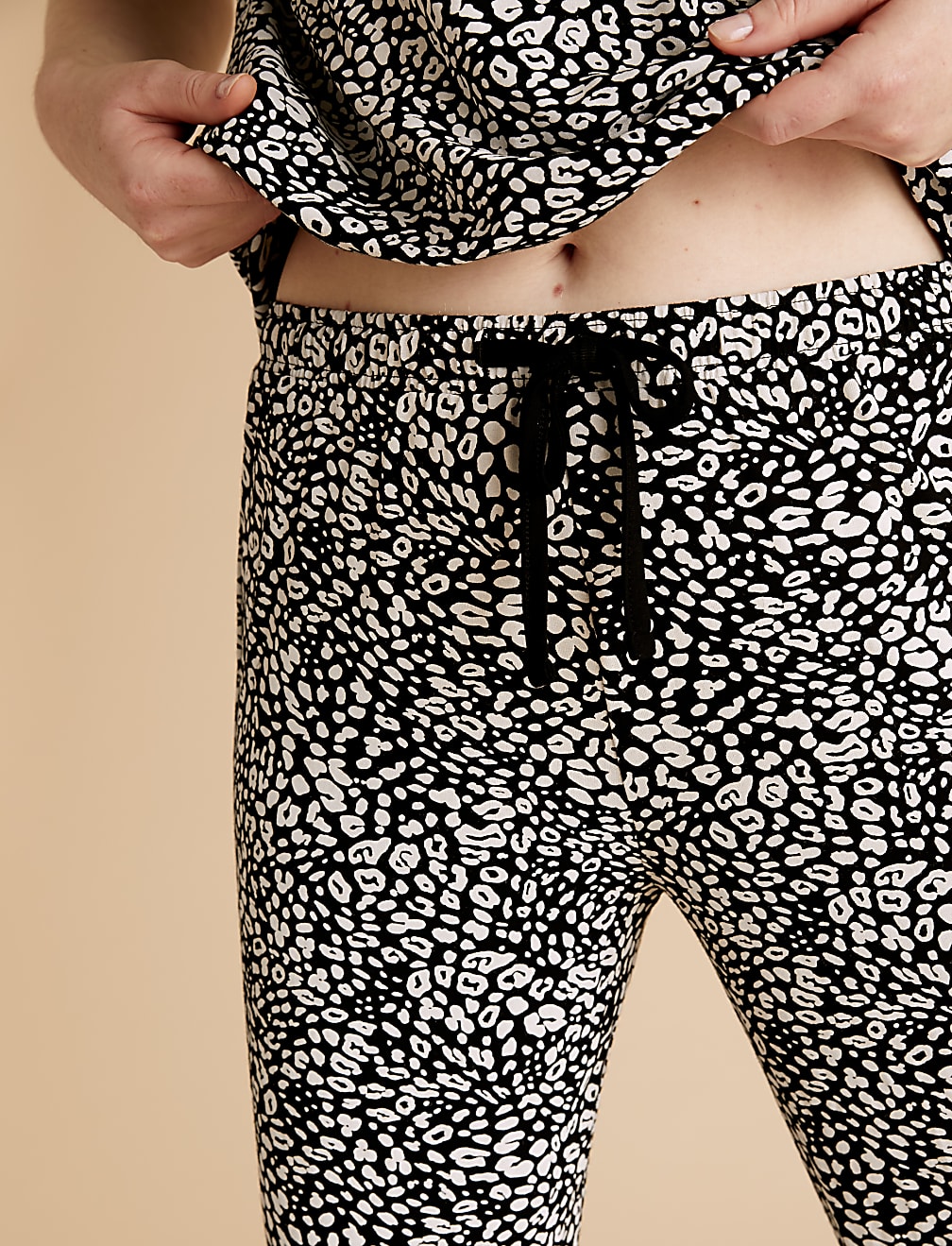 Leopard Print Cuffed Hem Pyjama Set