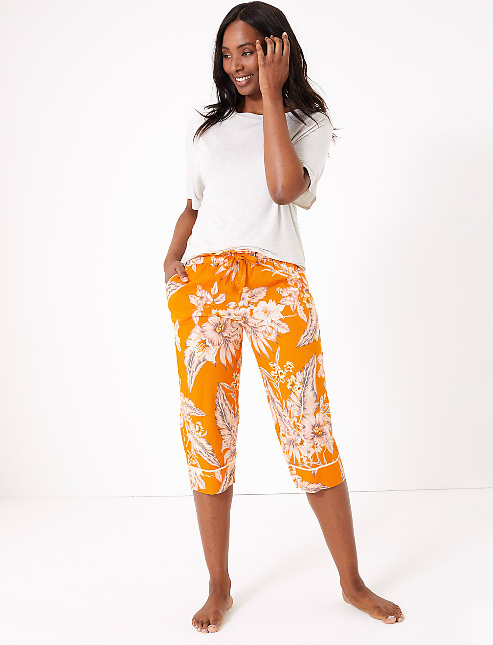 Cotton Floral Print Cropped Pyjama Bottoms