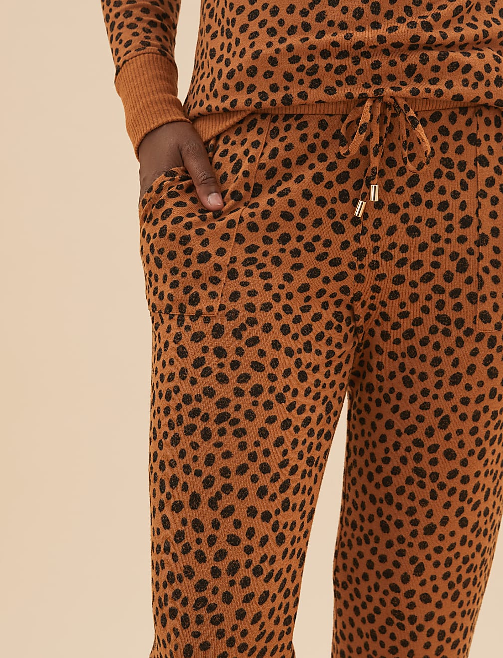 Cosy Knit Lounge Cheetah Cuff Joggers