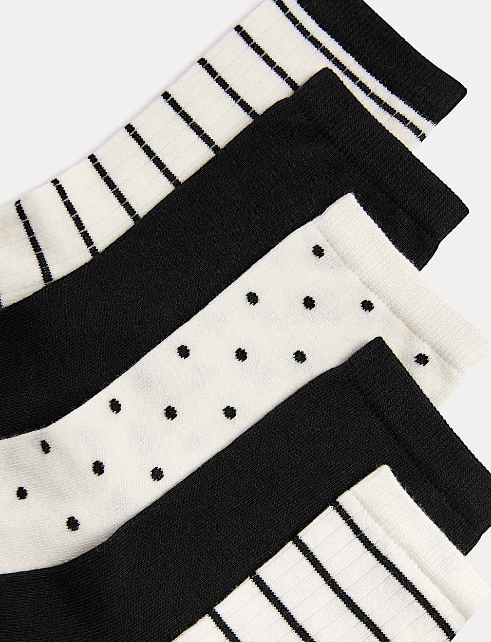 5pk Cotton Rich Monochrome Ankle High Socks