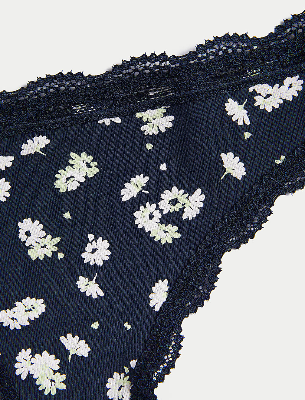 3pk Cotton Rich Printed Bikini Knickers