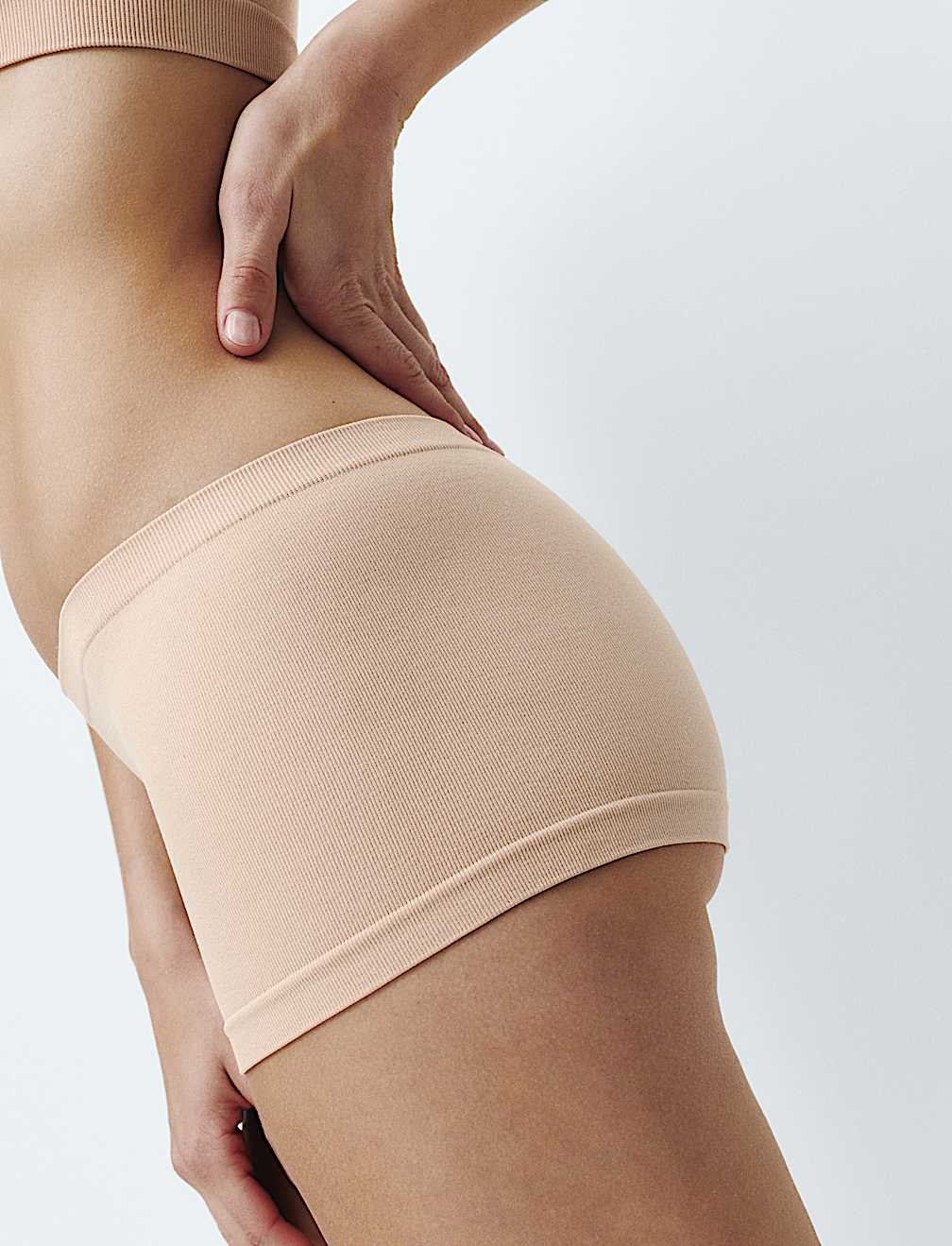 3 Pack Comfort Rib Seamless Boxer Shorts