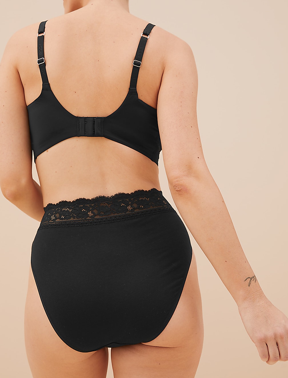 5pk Cotton Rich High Waisted High Leg Knickers