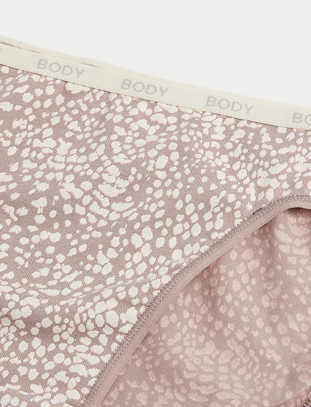 4pk Cotton Rich High Leg Knickers