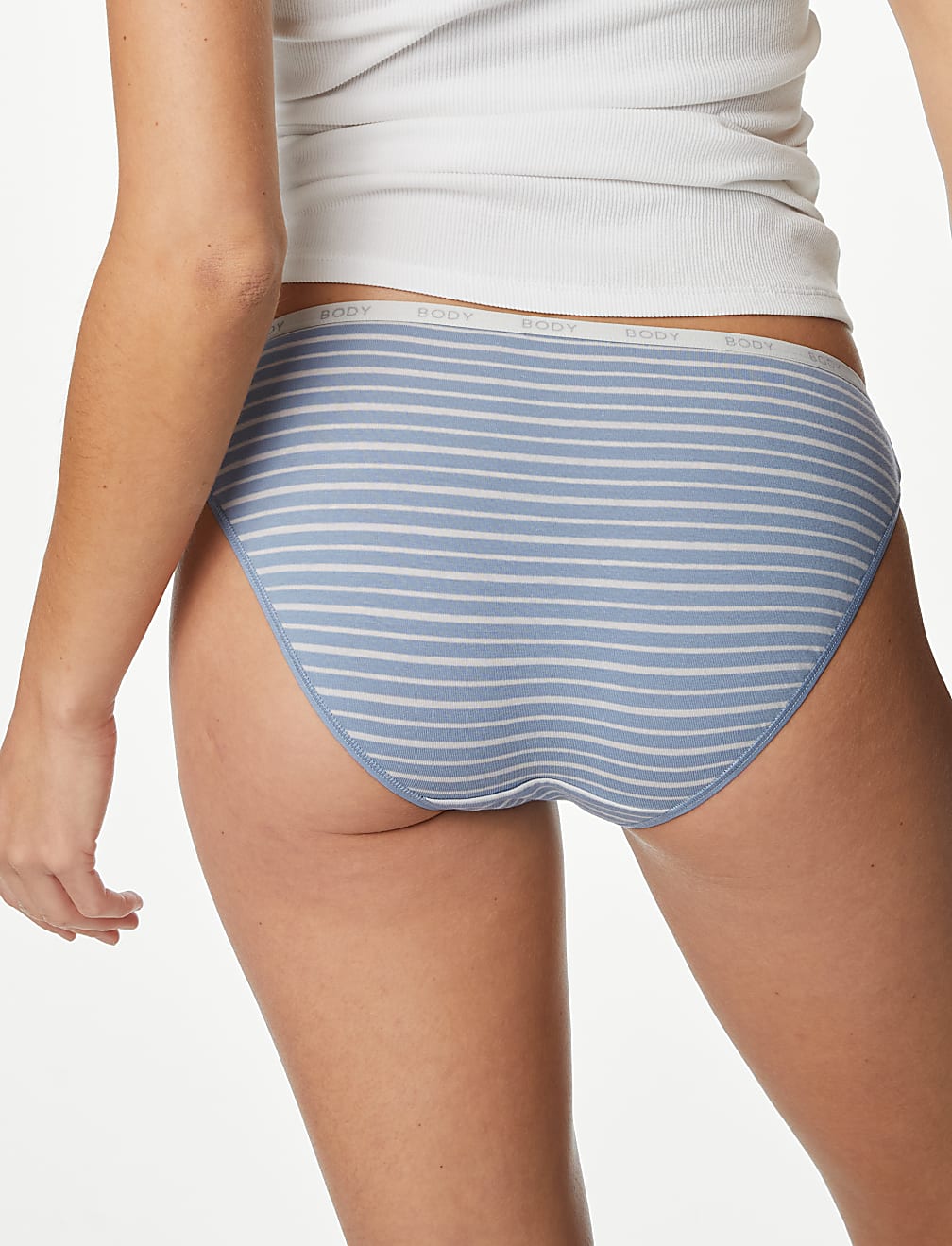 4pk Cotton Rich Bikini Knickers