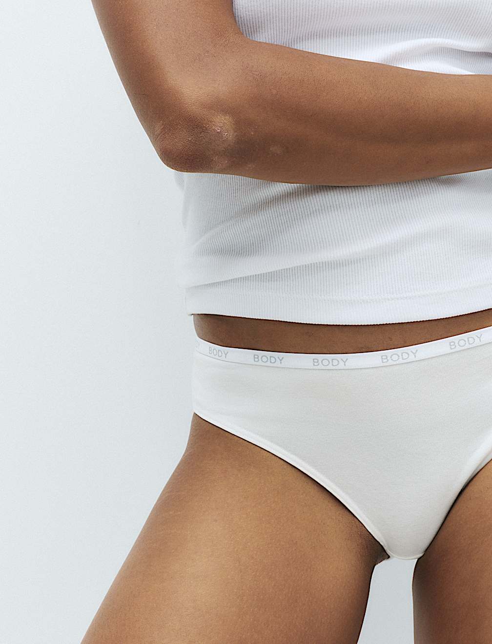4pk Cotton Rich Bikini Knickers