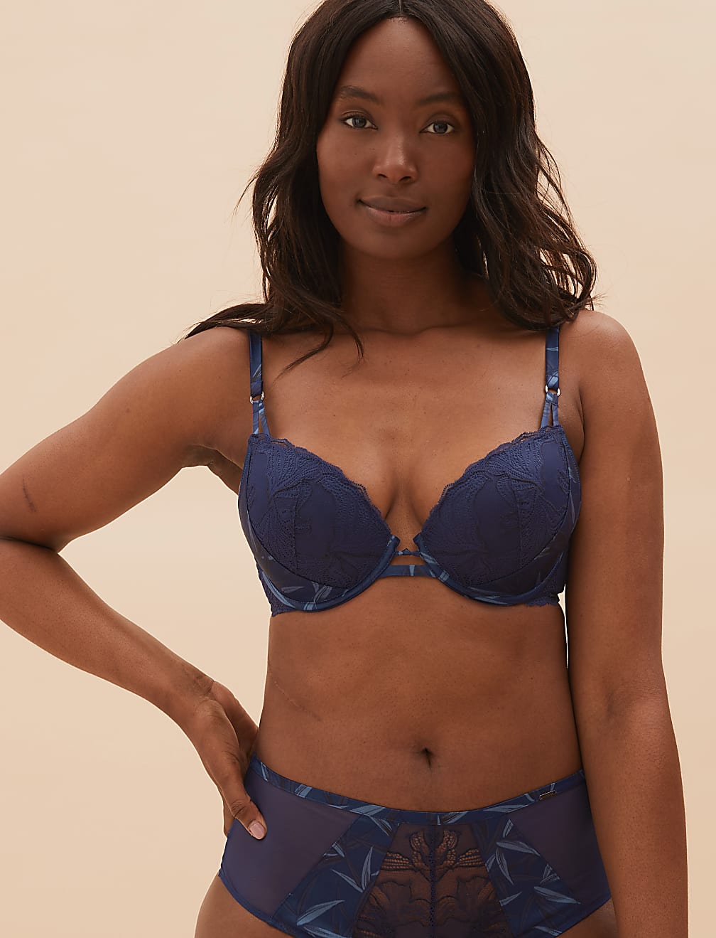 Graphic Floral Lace Underwired Plunge Bra A-DD