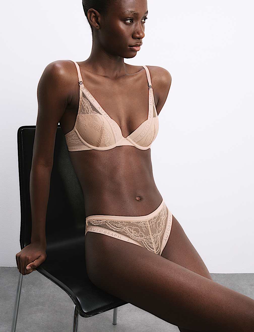 Murcia Lace Wired Plunge Bra A-E
