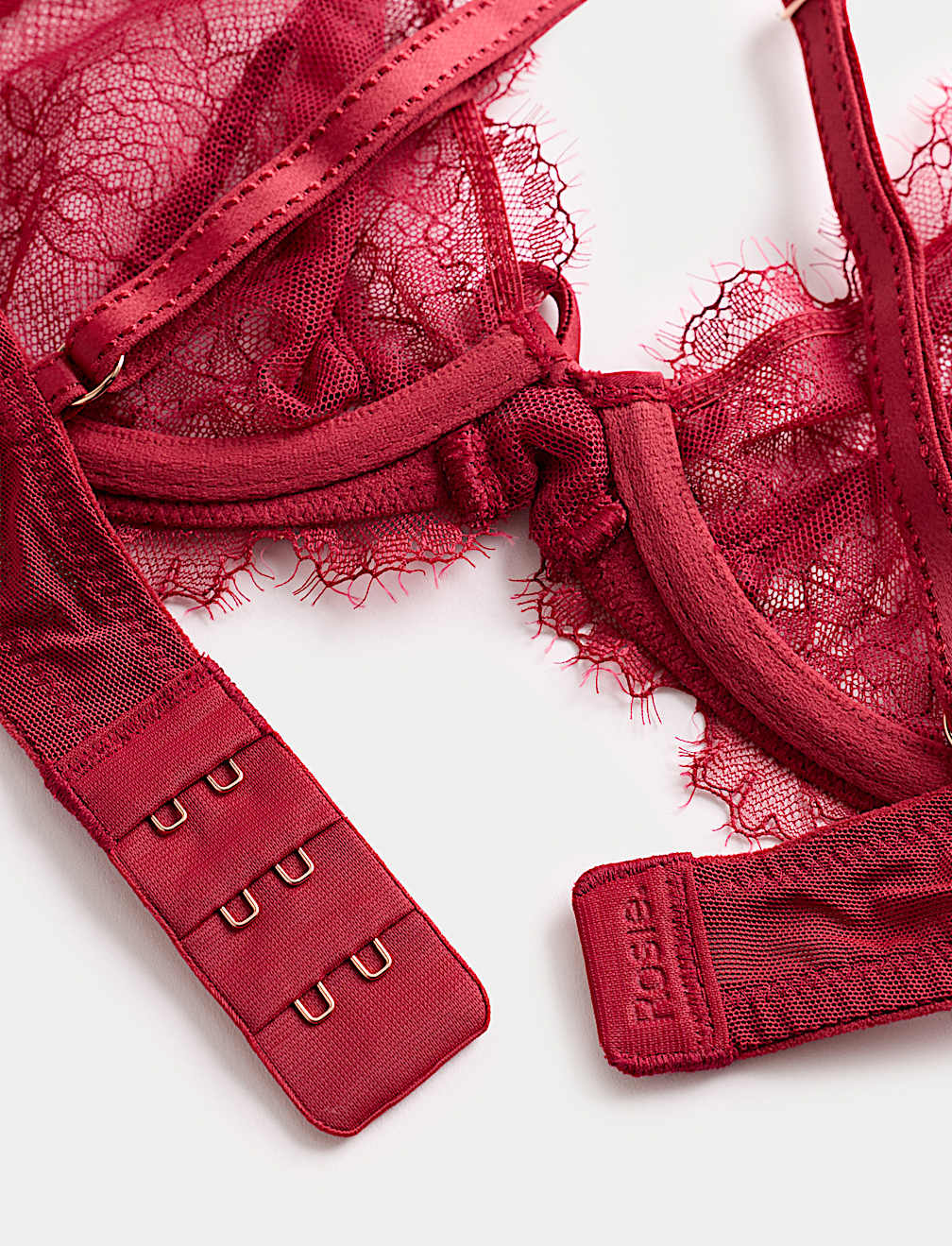 Forget Me Not Lace Wired Plunge Bra (A-E)