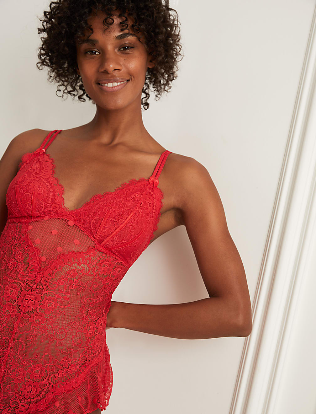 Linea Lace Body
