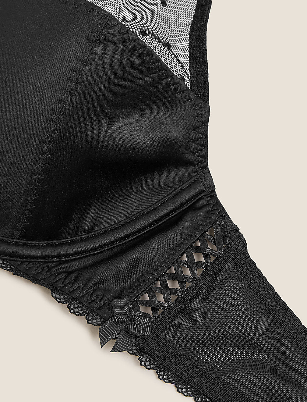 Spot Embroidery Underwired Plunge Bra