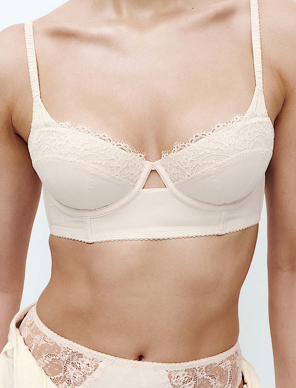 Clara Papertouch Wired Longline Balcony Bra (A-E)