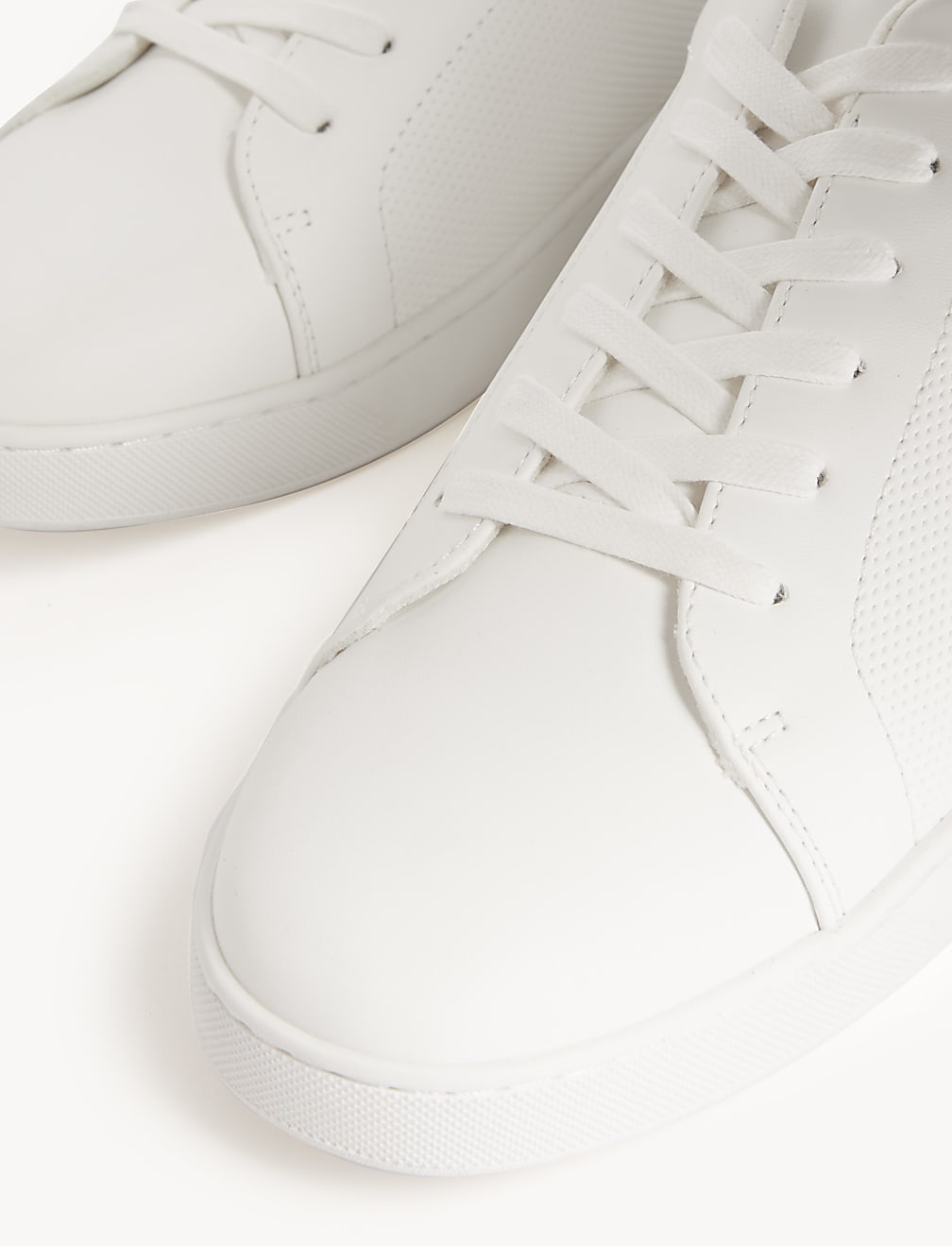 Lace-Up Trainers