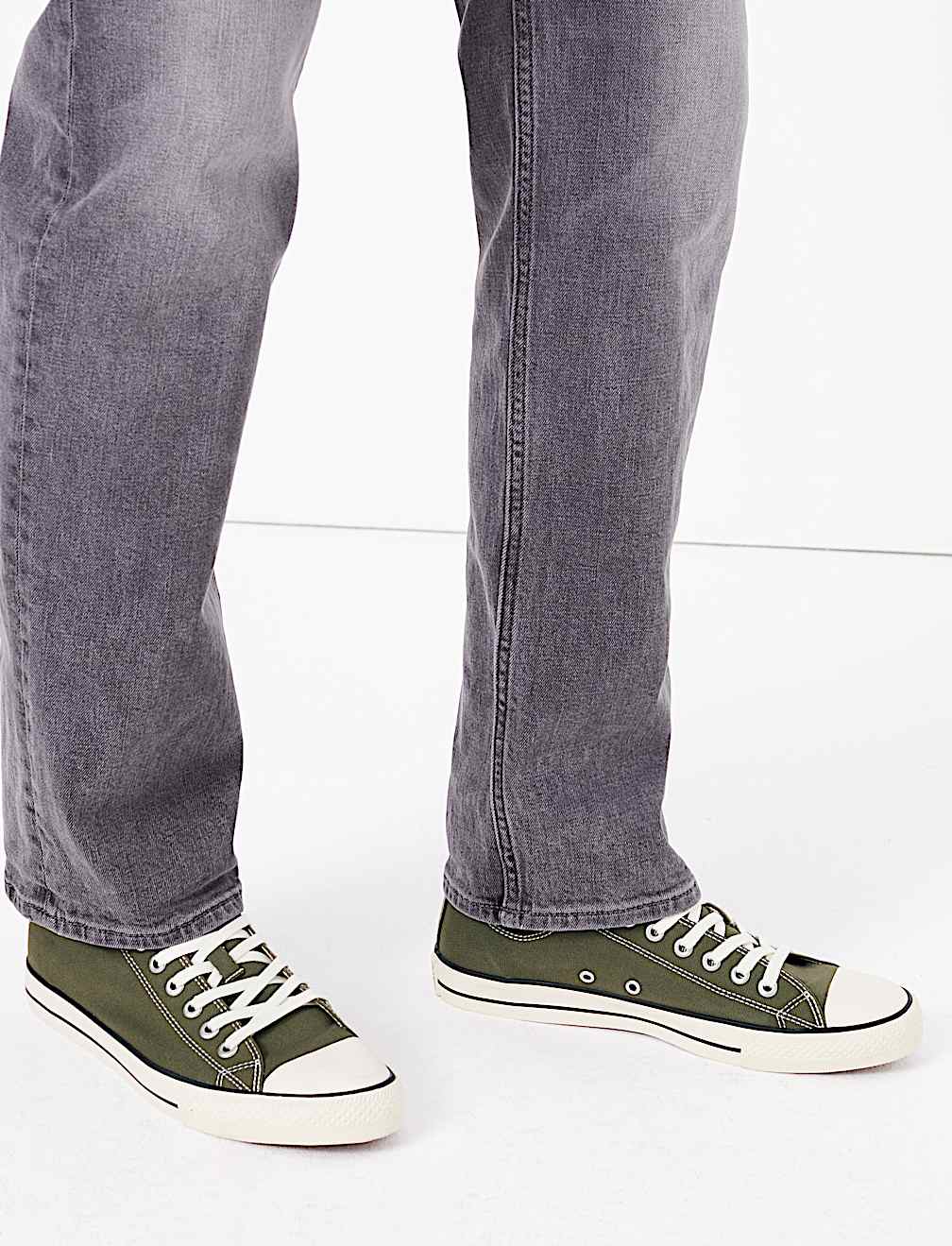 Canvas Lace-up Pumps