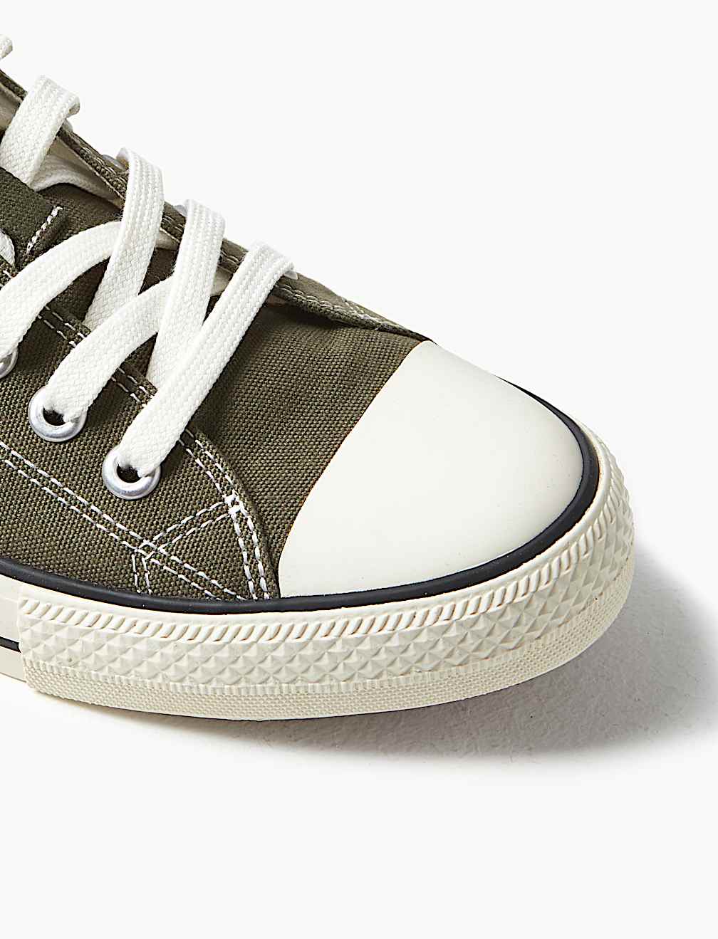 Canvas Lace-up Pumps