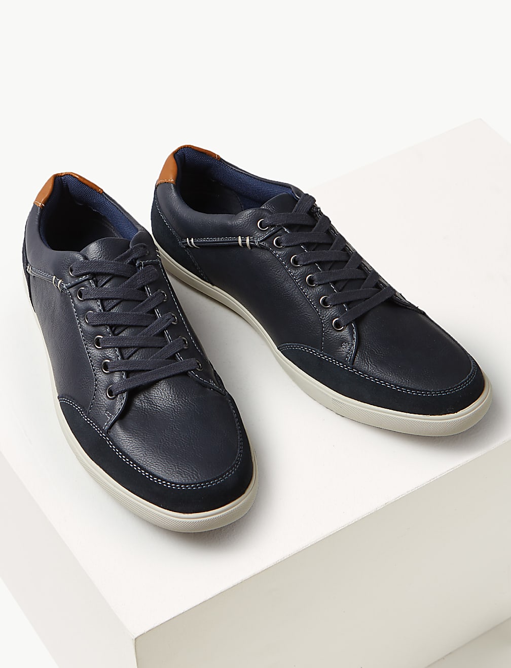 Lace-up Trainers