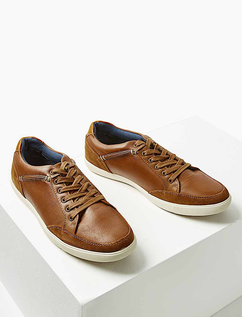 Lace-up Trainers