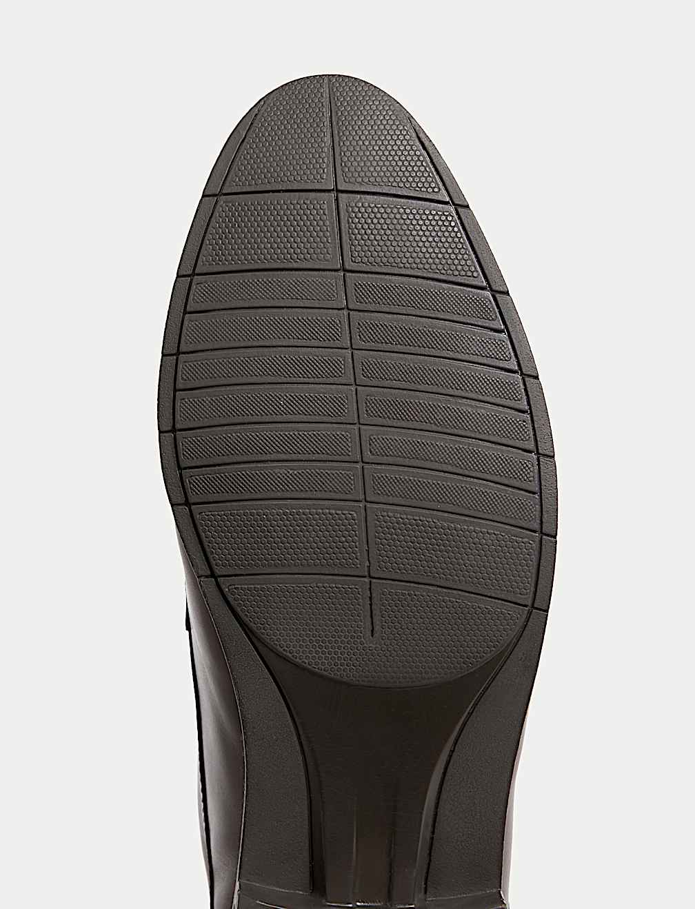 Airflex™ Leather Derby Shoes