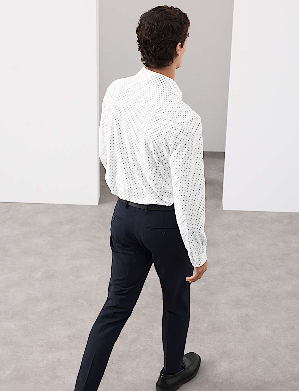 Tailored Fit Stretch Performance Printed Shirt