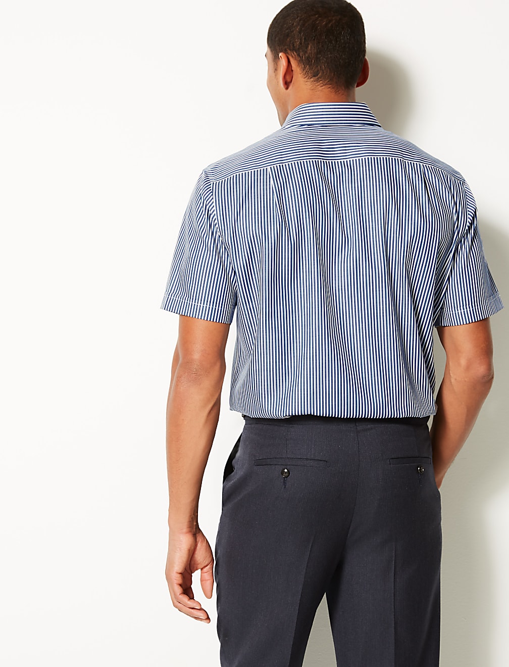 Regular Fit Short Sleeve Non-Iron Shirt