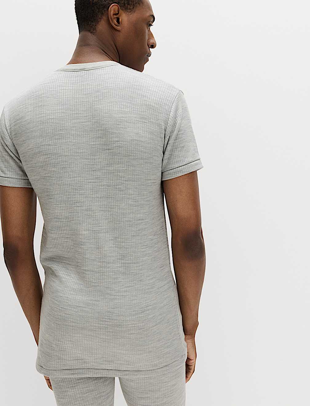 Heatgen&trade; Maximum Thermal Short Sleeve Top