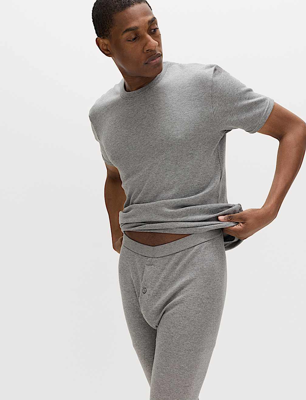 Heatgen&trade; Medium Thermal Short Sleeve Top
