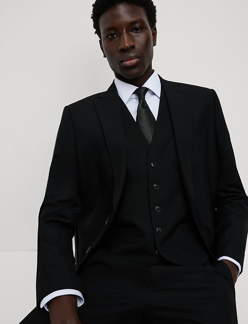 Regular Fit Machine Washable Waistcoat