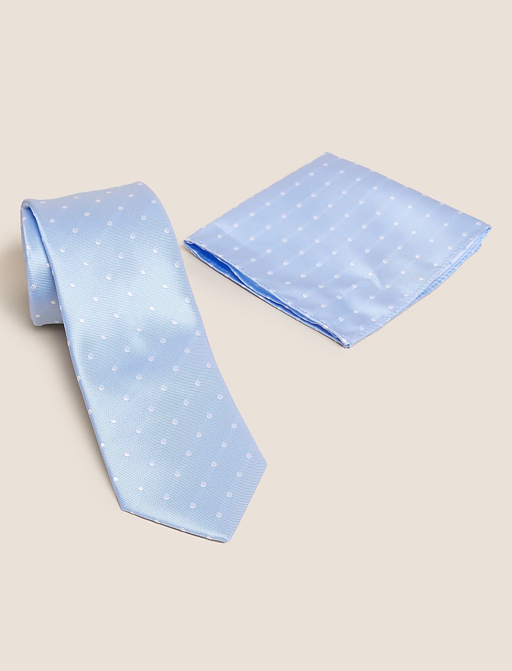 Spotted Tie & Pocket Square Set
