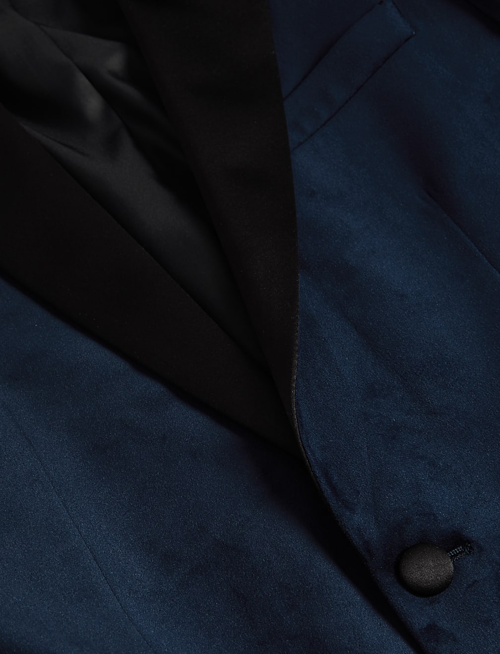 Slim Fit Velvet Peak Lapel Jacket