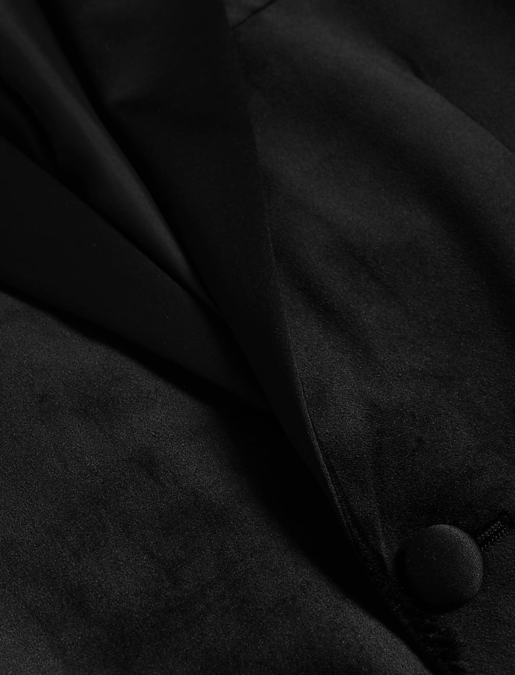 Slim Fit Velvet Peak Lapel Jacket