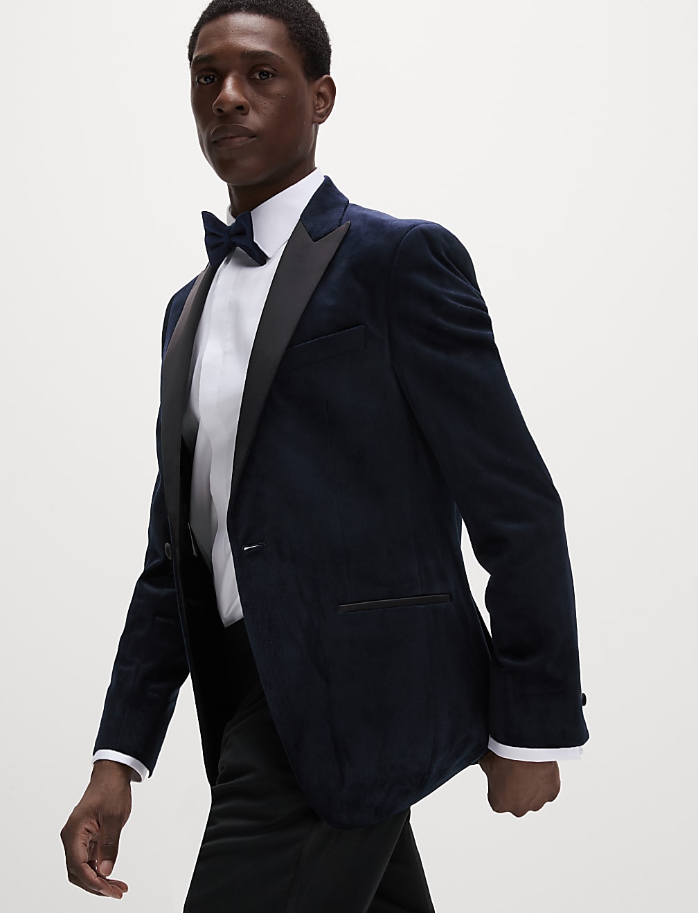 Slim Fit Velvet Tuxedo Jacket