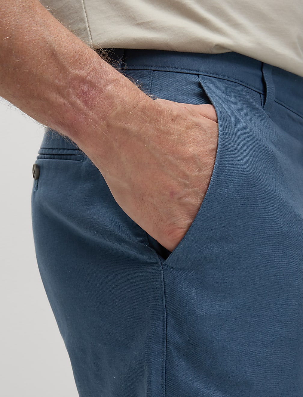 Regular Fit Cotton Linen Blend Chino Shorts
