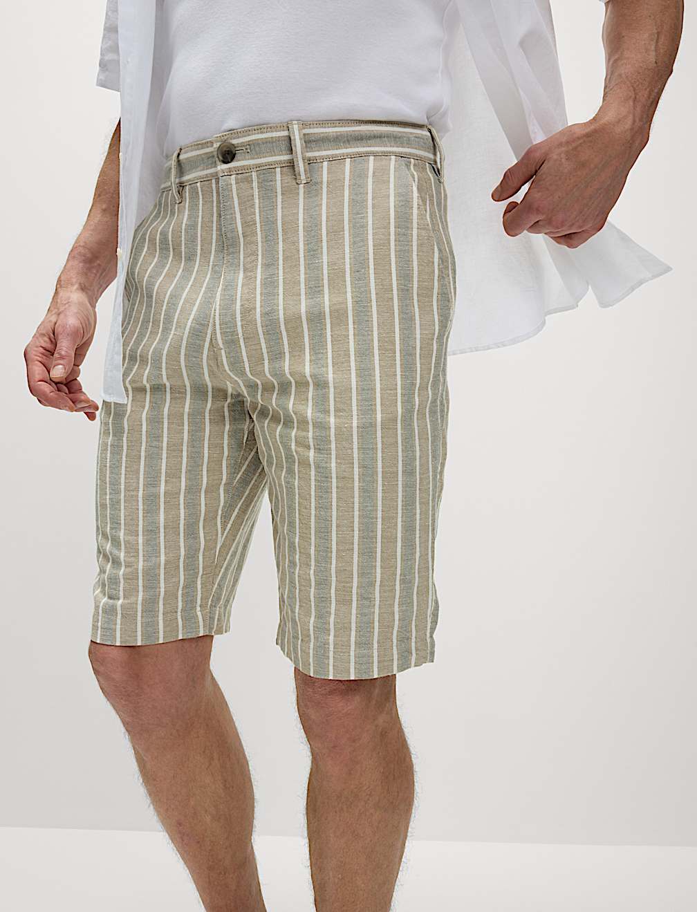 Regular Fit Cotton Linen Blend Chino Shorts