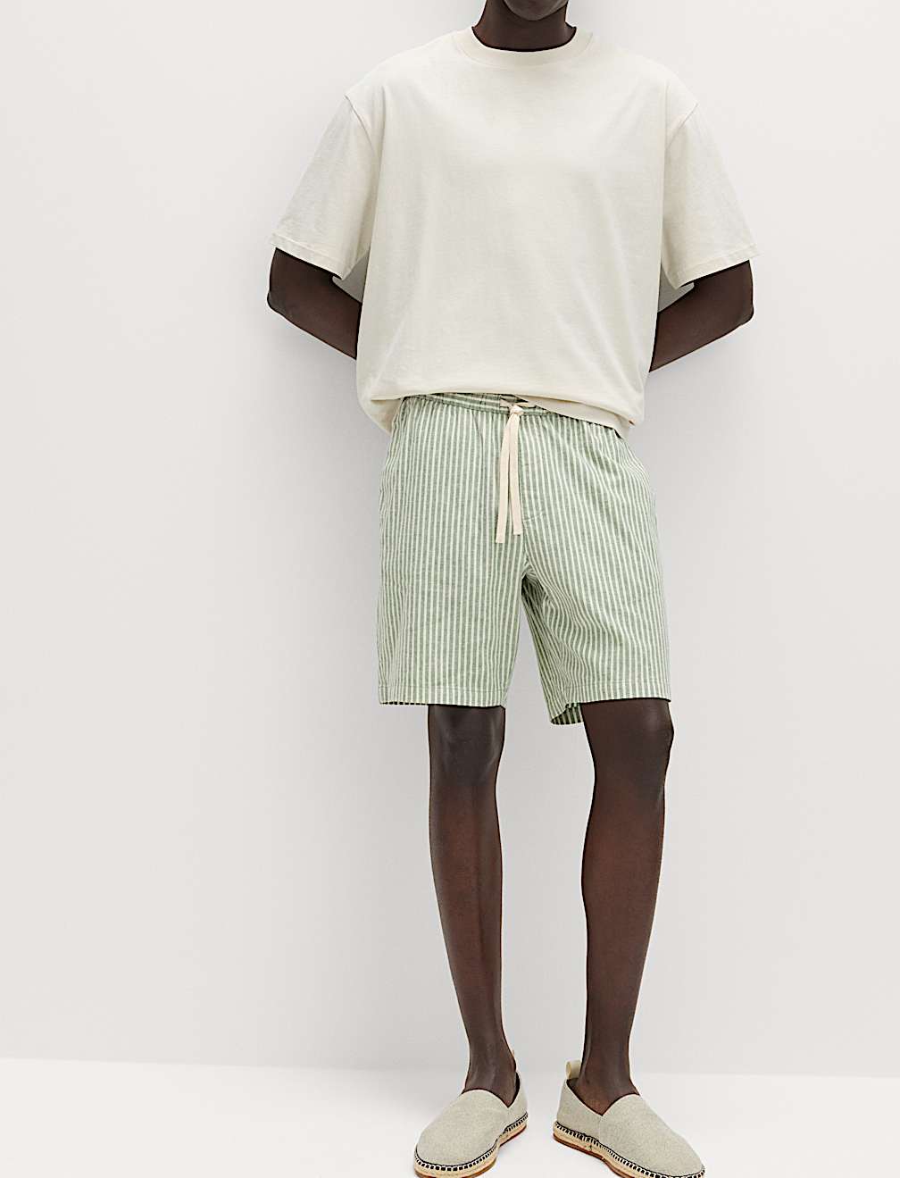 Cotton Linen Blend Stretch Shorts