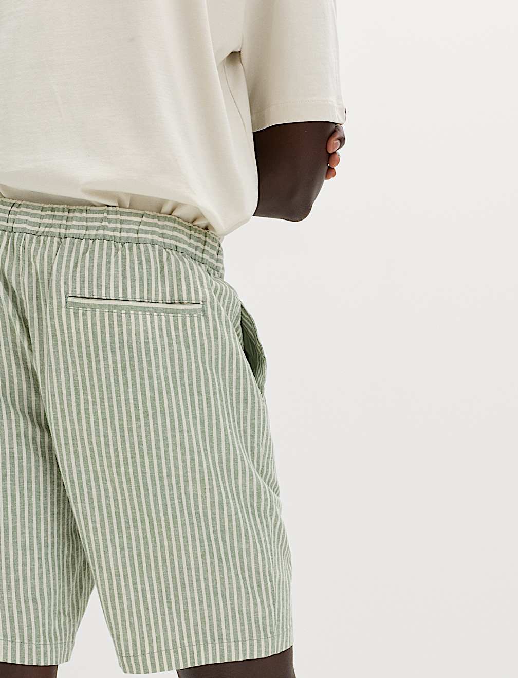 Cotton Linen Blend Stretch Shorts