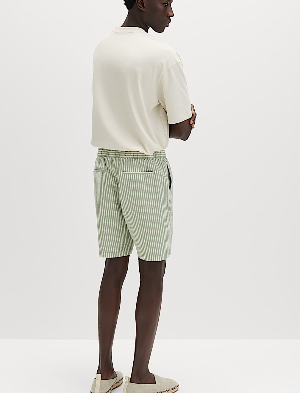 Cotton Linen Blend Stretch Shorts