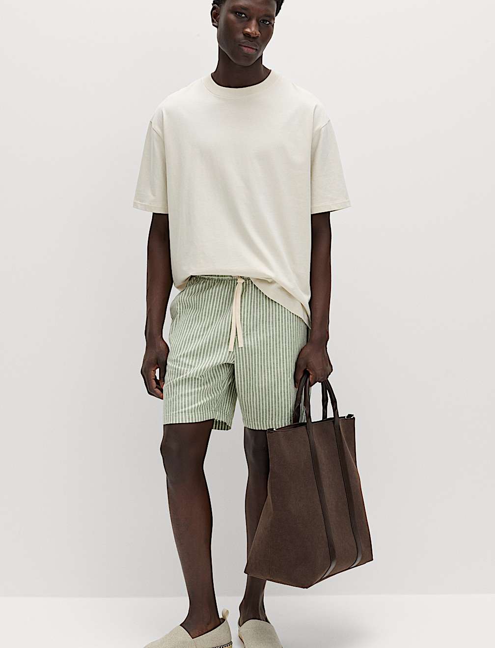 Cotton Linen Blend Stretch Shorts