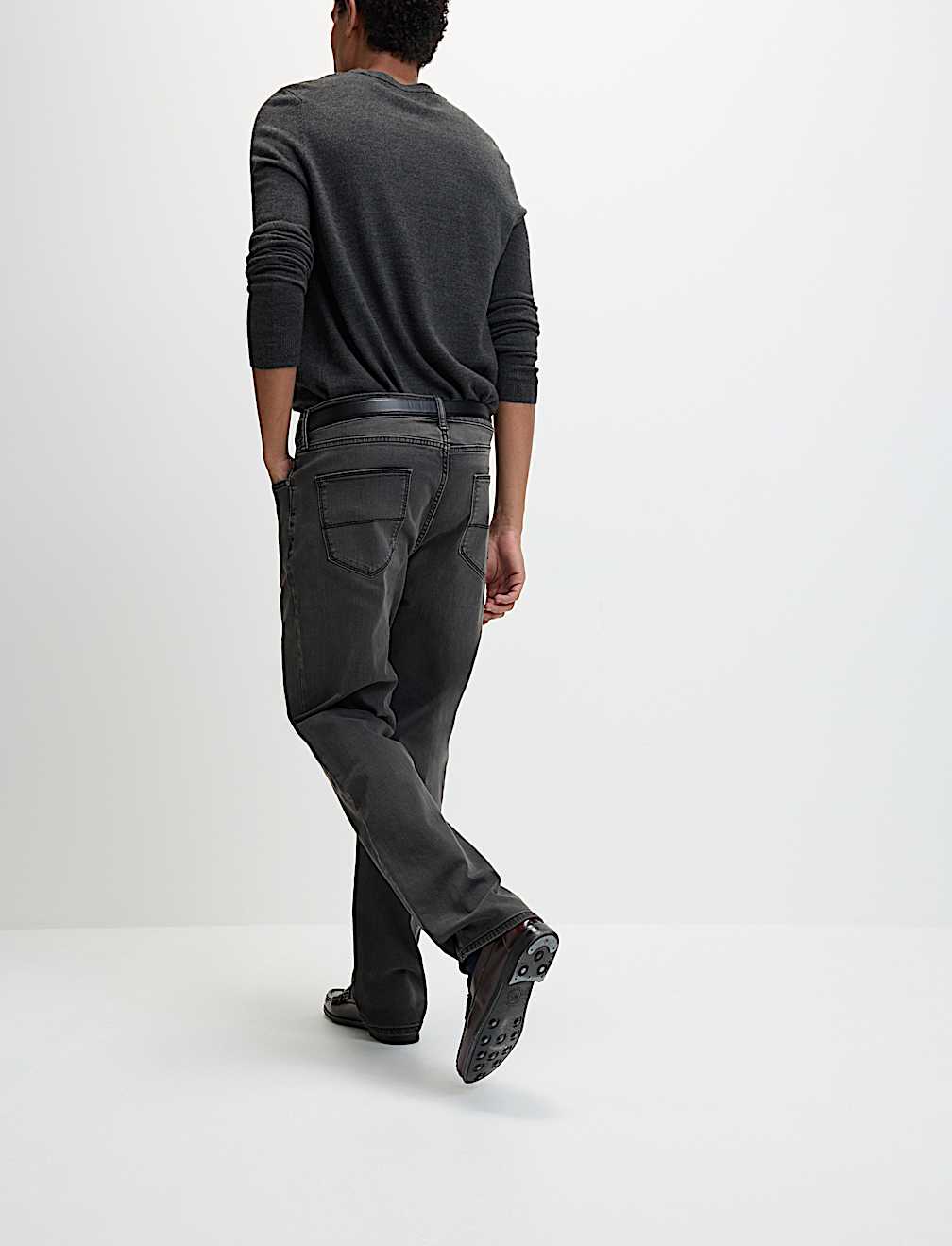 Straight Fit Stretch Jeans