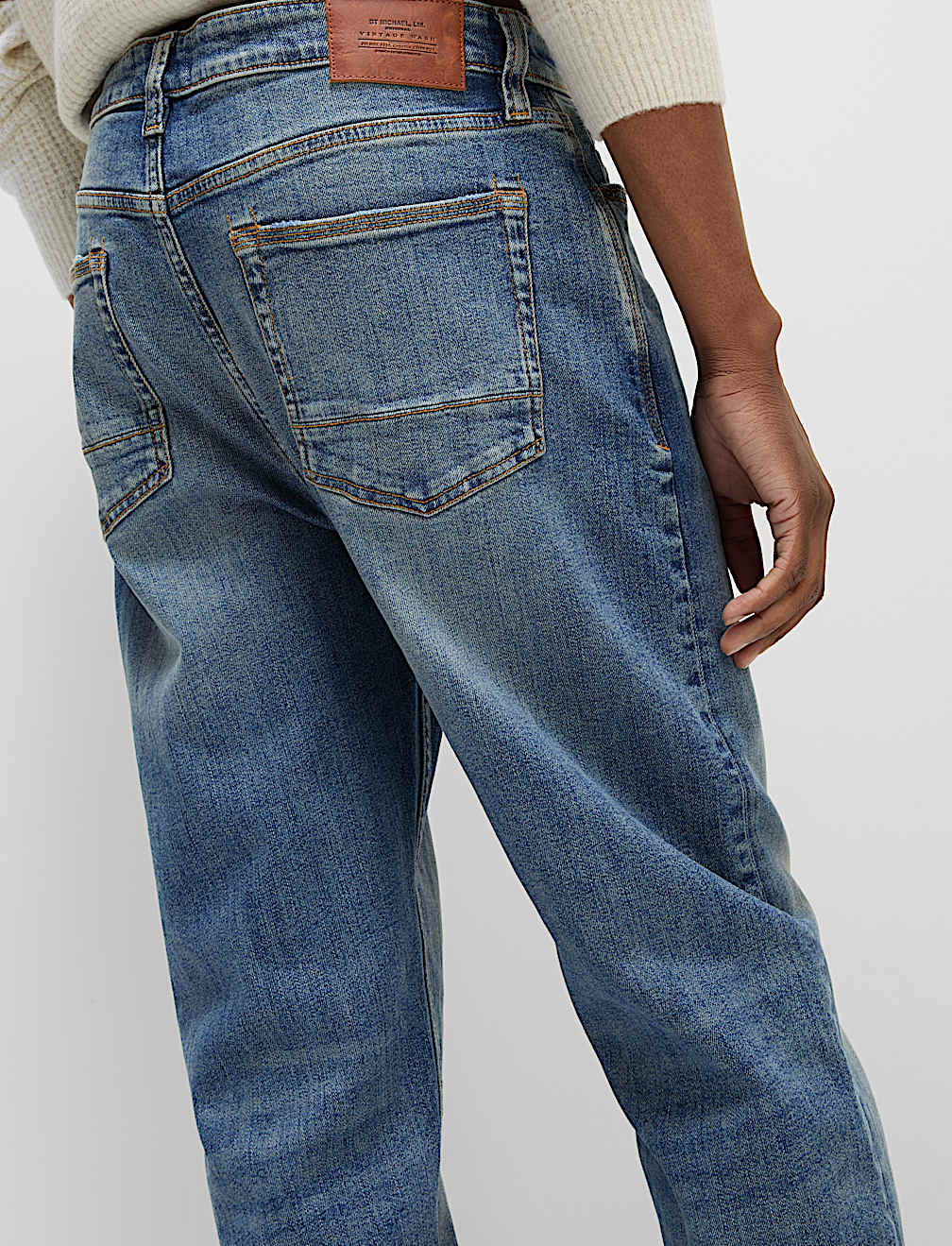 Loose Fit Vintage Wash Jeans