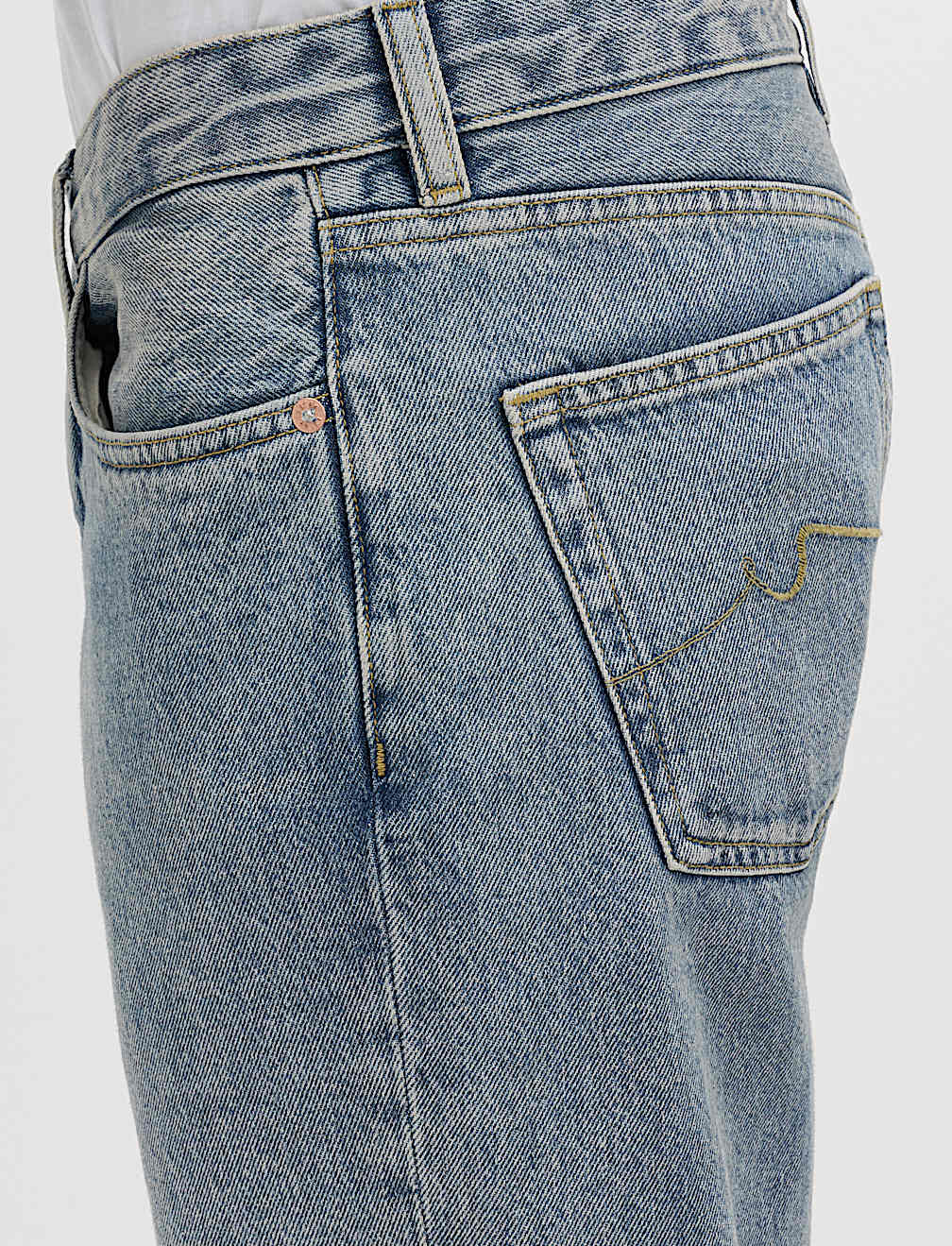 Authentic Relaxed Straight Fit Jeans