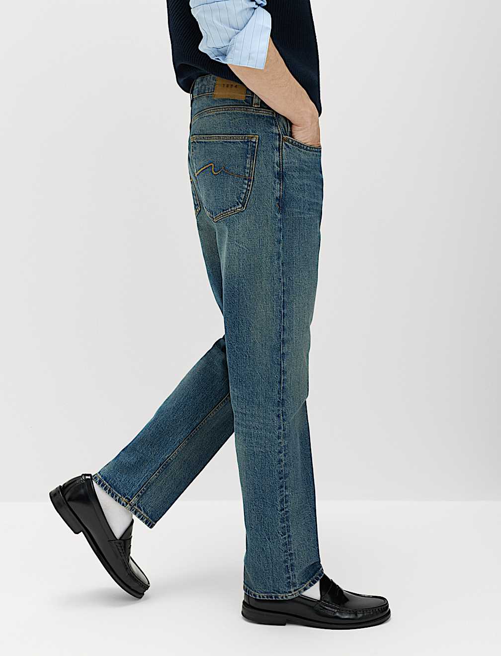 Straight Fit Stretch Jeans