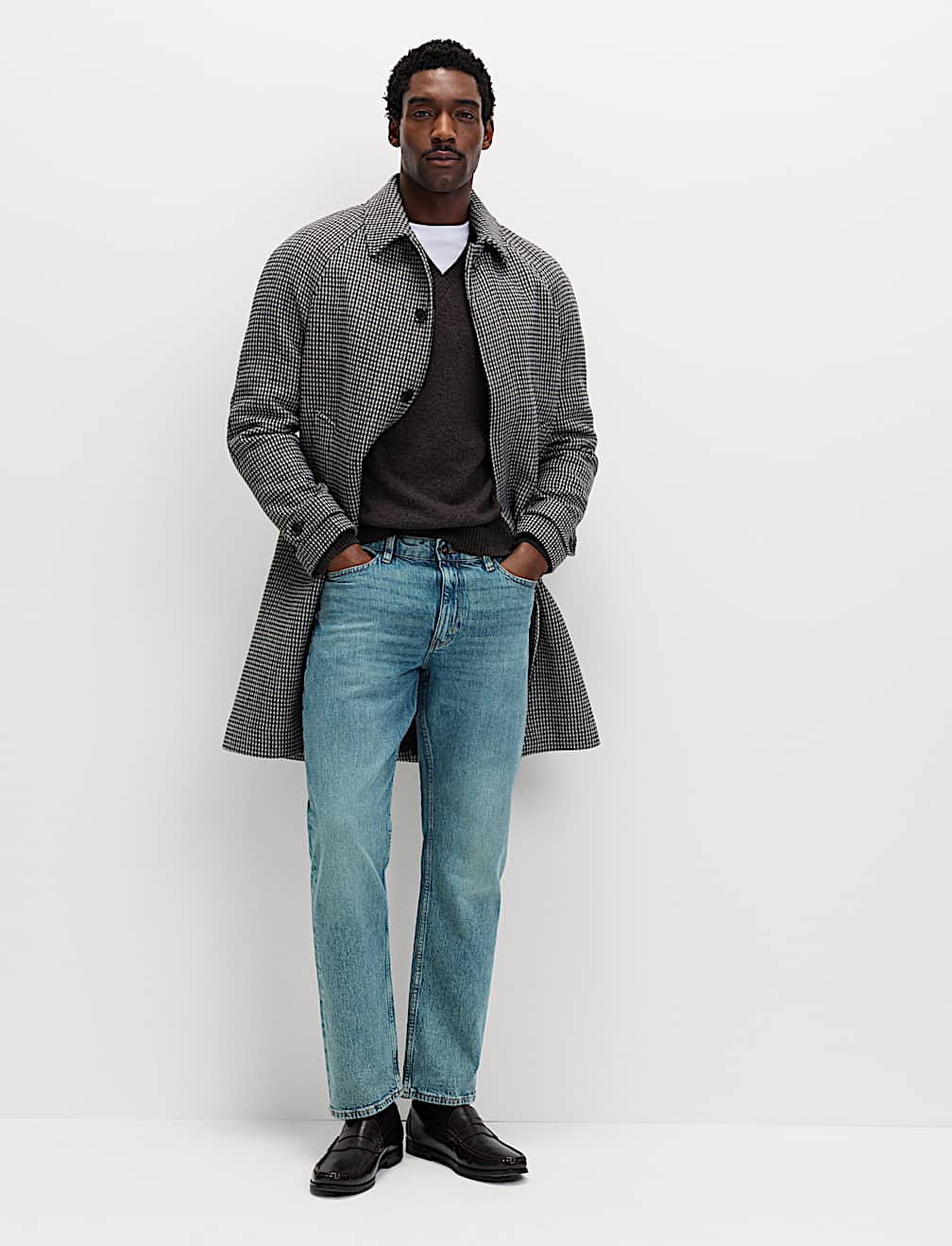 Straight Fit Stretch Jeans